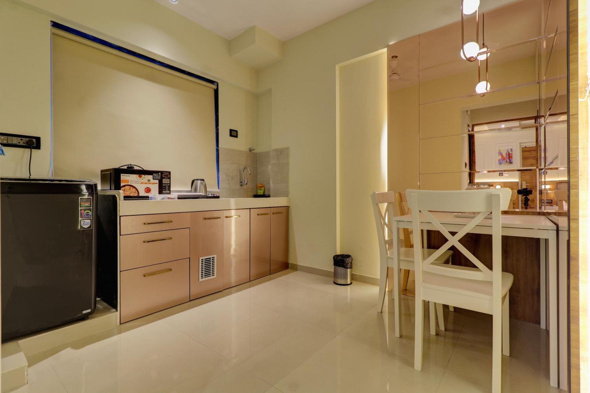 Home2 Suites And Service Apartments, Mumbai Airport エクステリア 写真