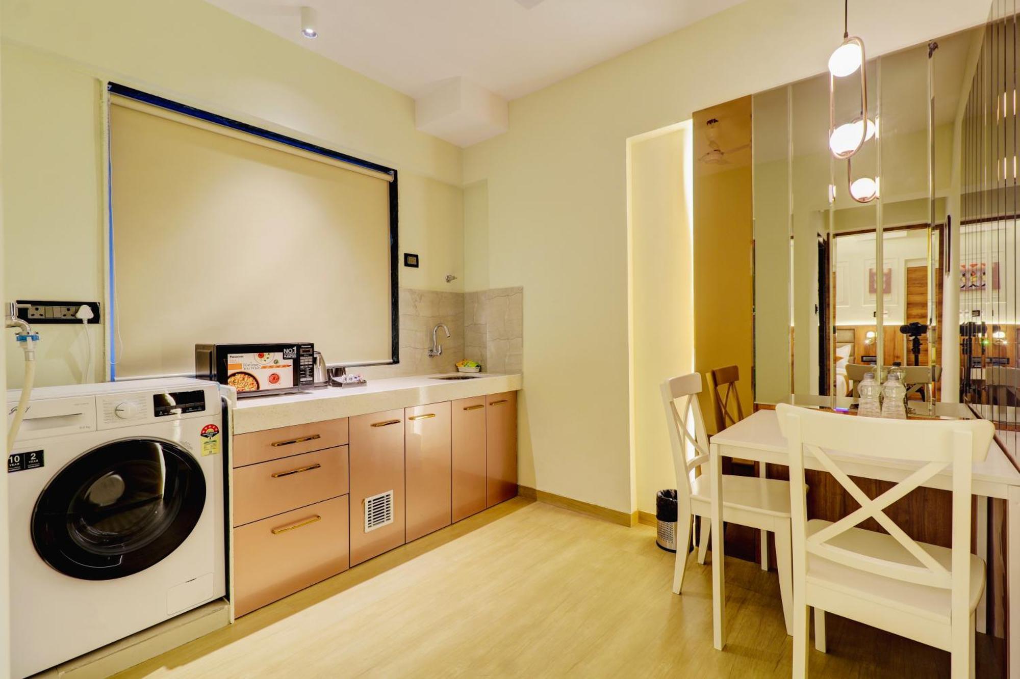 Home2 Suites And Service Apartments, Mumbai Airport エクステリア 写真